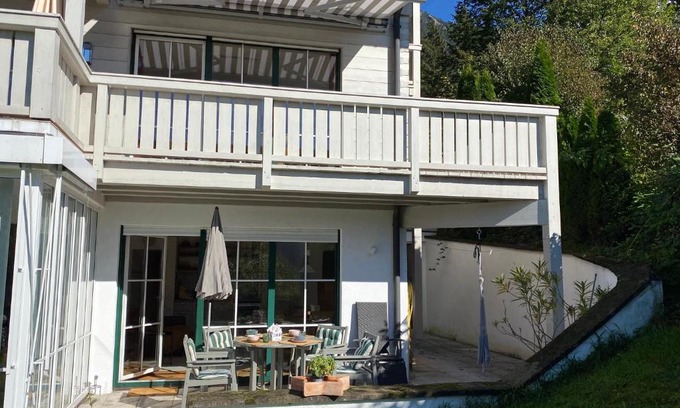 Marquartstein Apartment | Ferienwohnung am Burgberg
