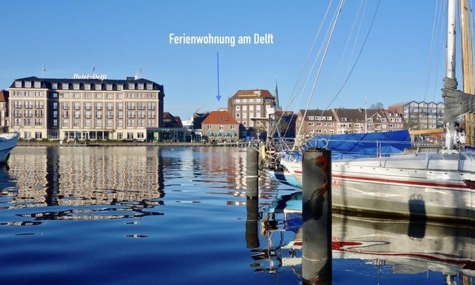 Emden Apartment | Ferienwohnung Am Delft - Emden und Meer - Apartment/apartment, shower and bathtub