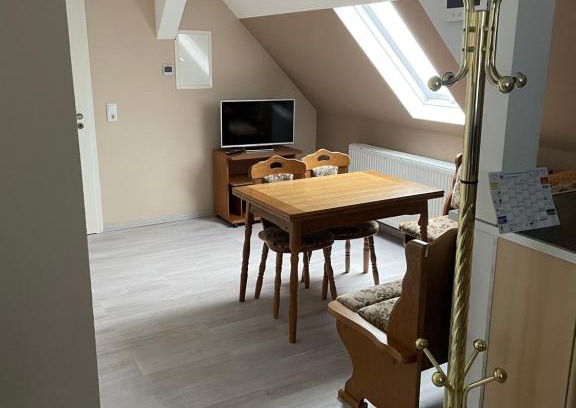 Zella-Mehlis Apartment | Ferienwohnung am Märzenberg