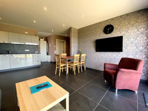 Kommerscheidt Apartment | Ferienwohnung Am Weiher Wohnung 4 Für 4 Personen