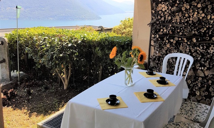 Brissago Apartment | Ferienwohnung/app. für 4 Gäste mit 100m² in Brissago