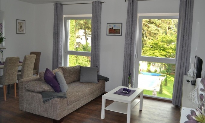Waldesruh Apartment | Ferienwohnung/app. für 3 Gäste mit 50m² in Hoppegarten