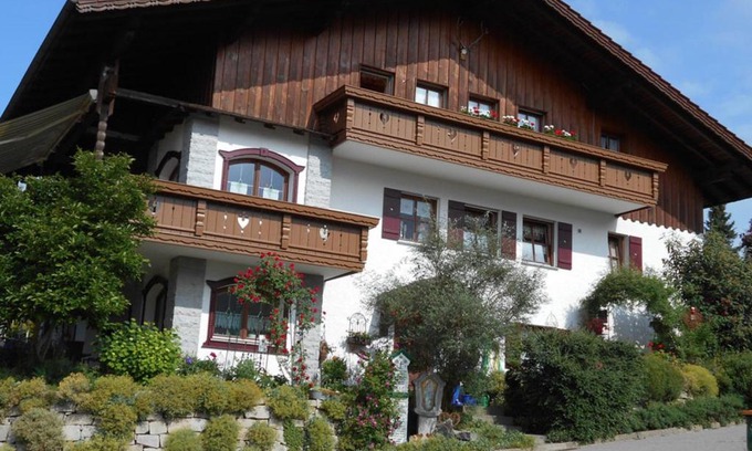 Lam Apartment | Ferienwohnung Arberblick