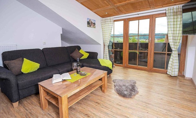 Hitzleried Apartment | Ferienwohnung Bergblick, 2 Schlafräume - Martin, Ferienwohnung