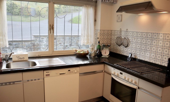 Simmerath House | Ferienwohnung Blick auf Dedenborn