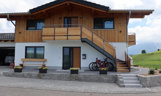 Hopferau Apartment | Ferienwohnung Breyer Wiedemen