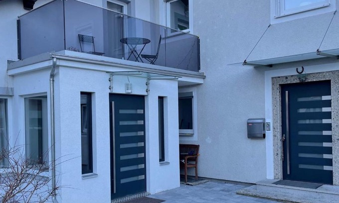 Pidingerau Apartment | Ferienwohnung Bullaku