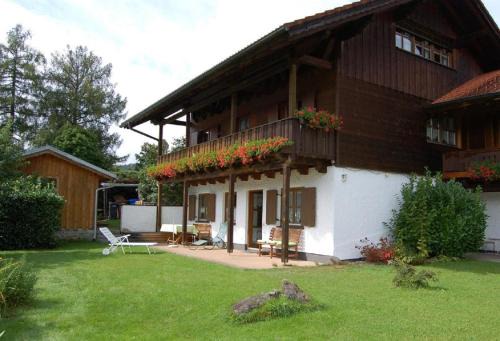 Bayerisch Eisenstein Apartment | Ferienwohnungen Haus Reineck
