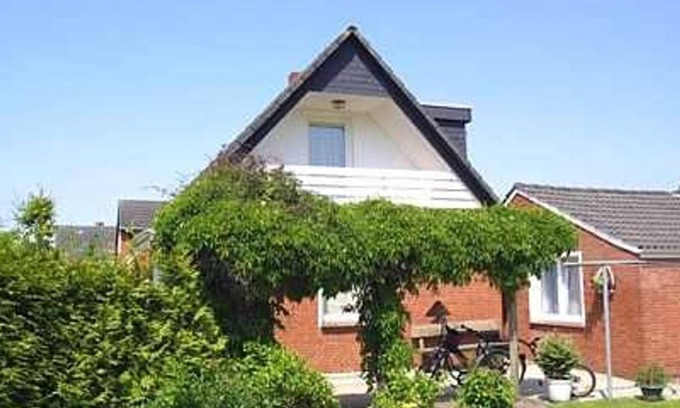 Neuharlingersiel Apartment | Ferienwohnung Ebbe - Ferienwohnungen im Haus Nordseebrise
