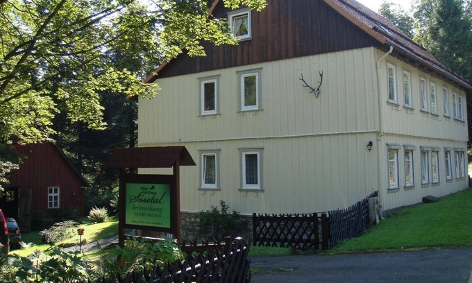 Osterode am Harz Apartment | Ferienwohnung/app. für 4 Gäste mit 100m² in Osterode am Harz