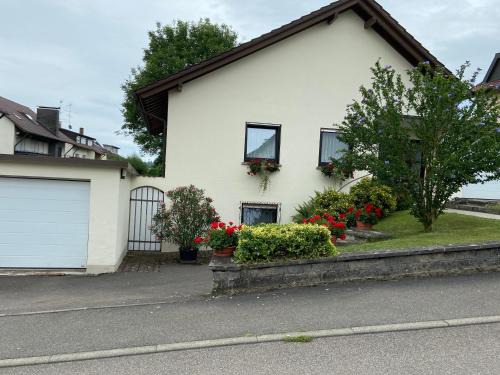 Uhldingen-Muehlhofen Apartment | Ferienwohnung Neubacher
