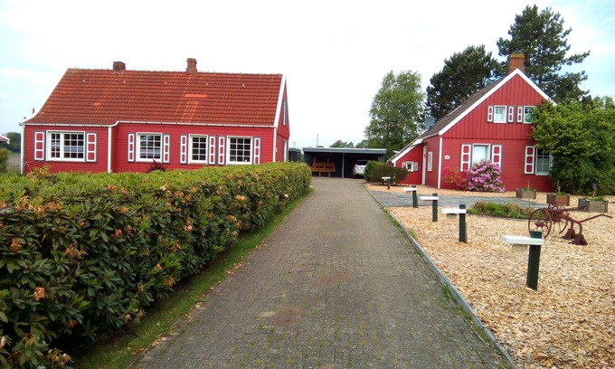 Westoverledingen Apartment | Ferienwohnung in Ruhiger Lage mit Überdachter Terrasse