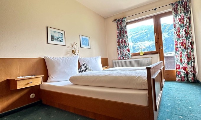 Zell am Ziller Apartment | Ferienwohnung für 4 Personen Nr. 6 - Appartementhaus Zillertal Arena