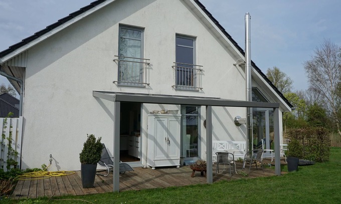 Kating Apartment | Ferienwohnung für 2 im Idyllischen Kating Nahe der Hafenstadt Tönning