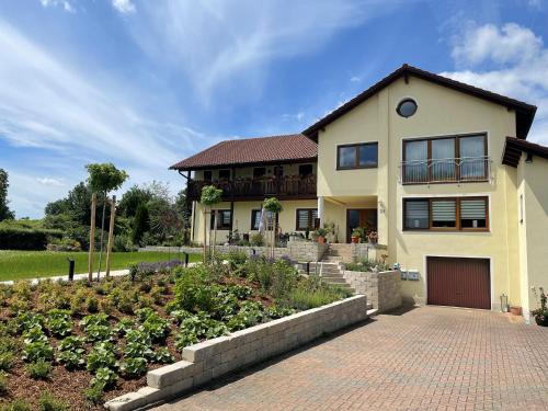 Stausacker Apartment | Ferienwohnung Familie Bauer