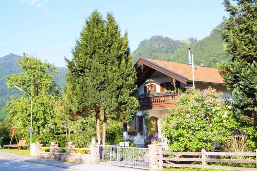 Aschau im Chiemgau Apartment | Ferienwohnung Haus Jennerwein
