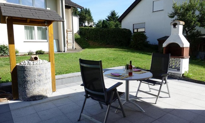 Niedersfeld Apartment | Ferienwohnung Hankeln