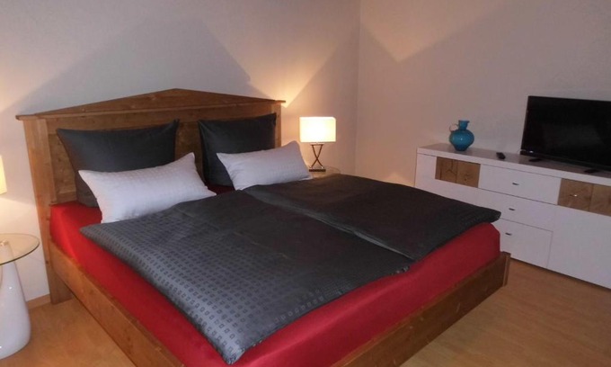 Nikolaiviertel Apartment | Ferienwohnung Himmel und Hölle