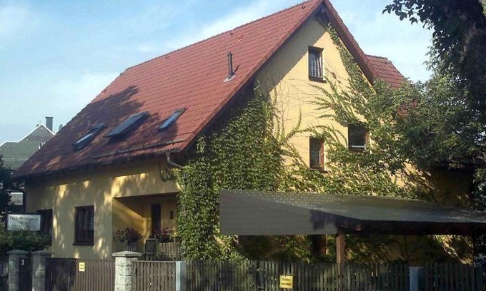 Buhlau/Weier Hirsch Apartment | Ferienwohnung-Illgen