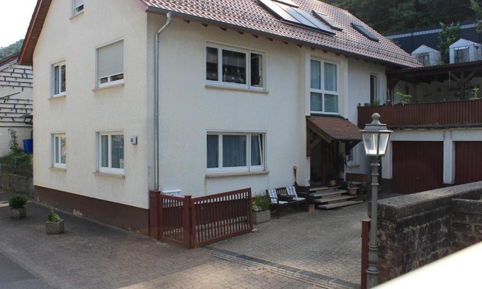 Erfweiler Apartment | Ferienwohnung Ilona