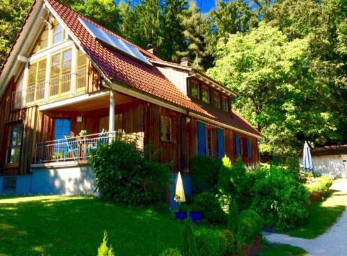 Bermatingen Apartment | Ferienwohnung im alten Forsthaus
