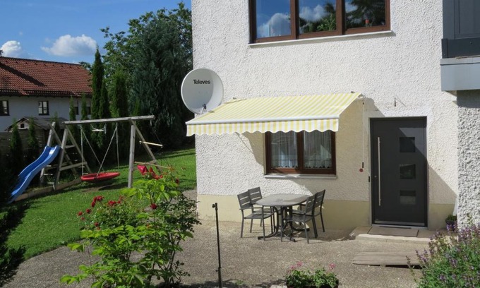 Grattersdorf Apartment | Ferienwohnung im Büchelsteiner Hof