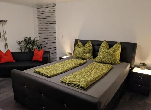 Grebenstein Apartment | Ferienwohnung im Grünen II