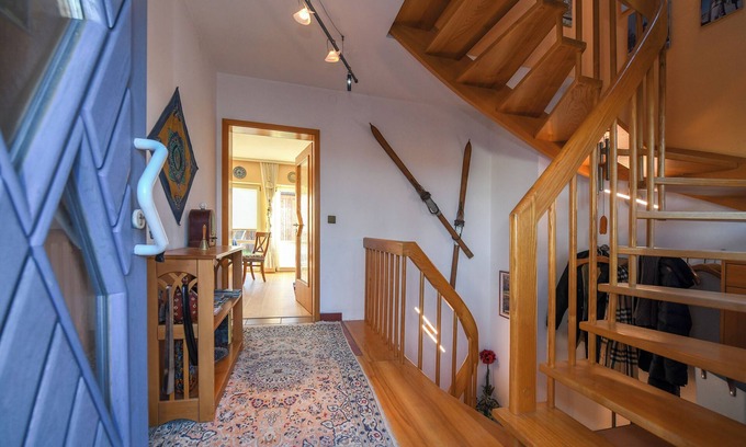 Brannenburg Apartment | Ferienwohnung Im Inntal Dahoam 80m² 2 Schlafzimmer Balkon, Terrasse, Zusätzliches WC, Vollausgestattete Küche