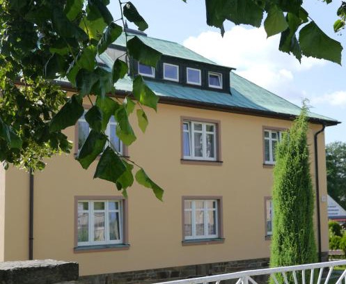 Cranzahl Apartment | Ferienwohnung Kaufmann