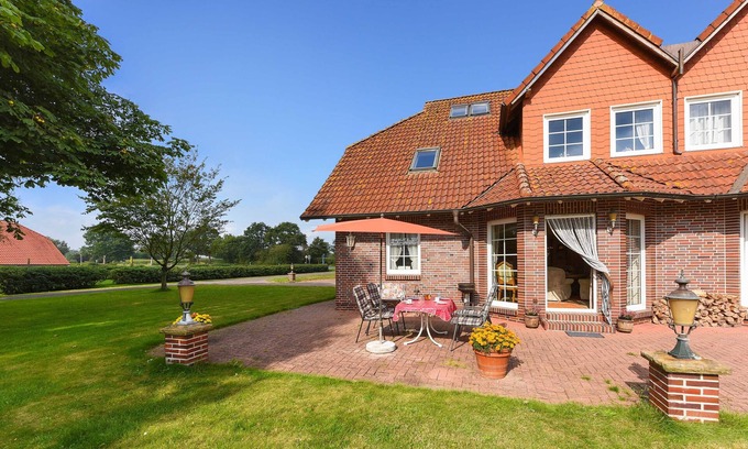 Dunum Apartment | Ferienwohnung Kornblume - Ferienwohnungen Kornblume und Löwenzahn im Haus Sassenhof
