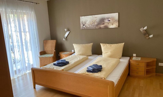 Oberhausen an der Nahe Apartment | Ferienwohnung Kunstmeile