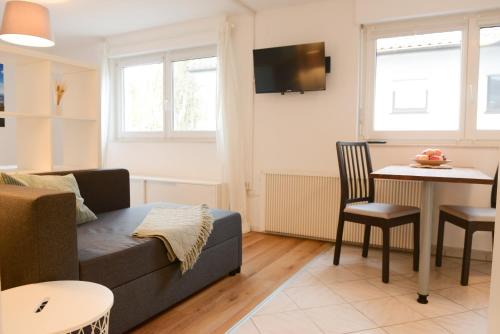 Unterpfingstweid Apartment | Ferienwohnung Malou