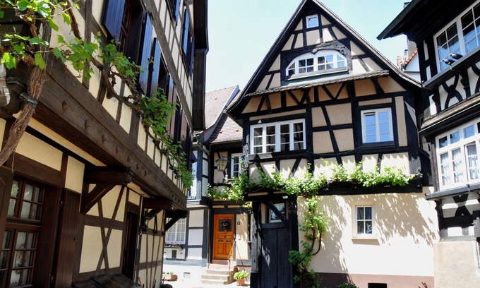Gengenbach Apartment | Ferienwohnung Mercyscher Hof, 70qm, 2 Schlafzimmer, 1 Wohnzimmer, max. 6 Personen