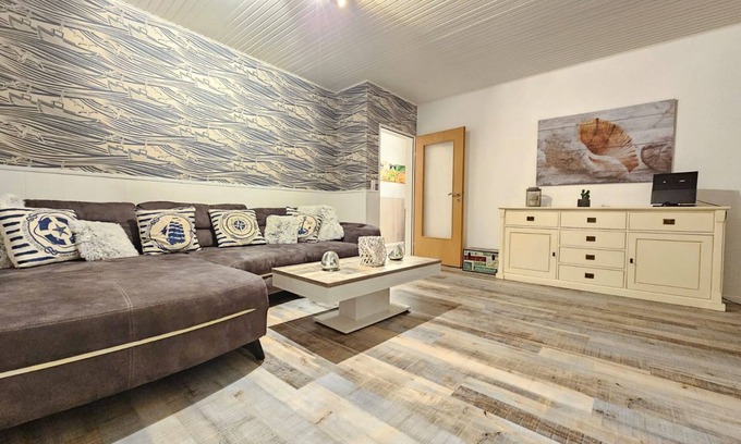 Neßmersiel Apartment | Ferienwohnung Merle Unnern - Herzlich Willkommmen in der Ferienwohnung Huus Merle Unnern!
