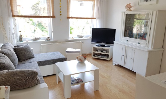Toenning Apartment | Ferienwohnung "muschelkästchen OG" in Tönning für 2-3 Personen
