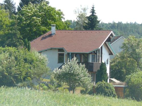 Allensbach Apartment | Ferienwohnung Naturhaus, 50qm