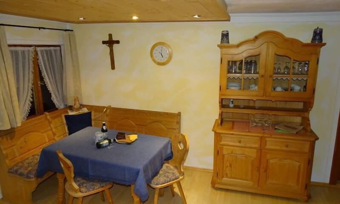 Engedey Apartment | Ferienwohnung Nr. 1 für 1-4 Personen, ca. 50 qm, 2 Schlafzimmer, Wohnraum mit Kochnische, Balkon, Zustellbett auf Anfrage