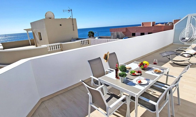 Gran Tarajal Apartment | Ferienwohnung Ocean Sounds A in Gran Tarajal, Innenstadt, Meerblick, Terrasse