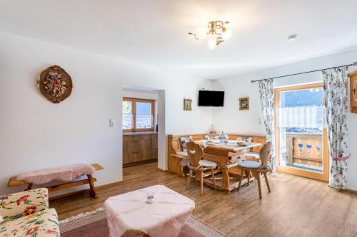 Mittenwald Apartment | Ferienwohnung Rosenquarz