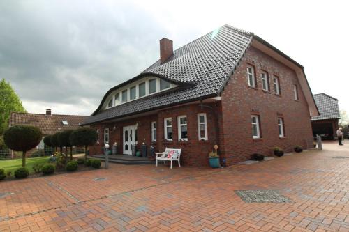 Rhauderfehn Apartment | Ferienwohnung Rossbach, 95061