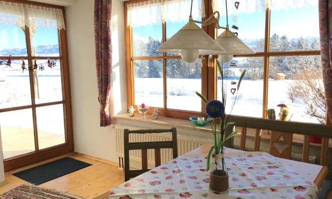 Sulzberg Apartment | Ferienwohnung-Rottachseeblick