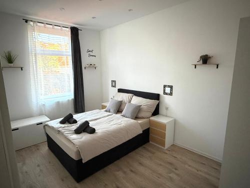 Pforzheim Apartment | Ferienwohnung - schönes Heim Li-Apartments