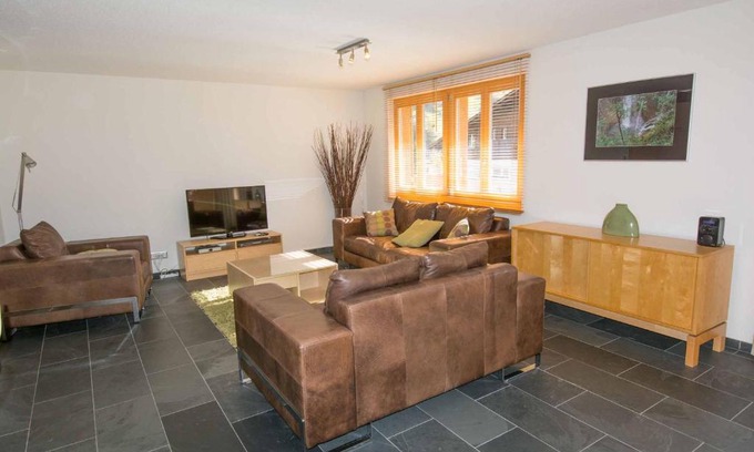 Adelboden Apartment | Ferienwohnung Schützenrain