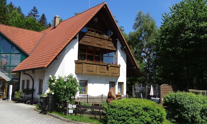 Luckendorf Apartment | Ferienwohnung Scharfenstein - Ferienwohnung