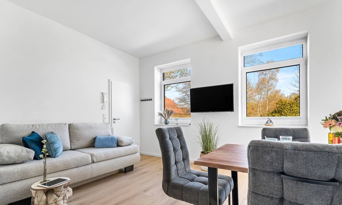 Gelting Apartment | Ferienwohnung Strandgut - Ostsee- und Strandnah, Terrasse, Duschbad, Modern