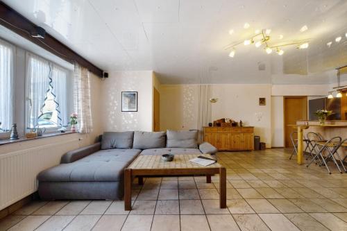 Meisburg Apartment | Ferienwohnung Wiesental