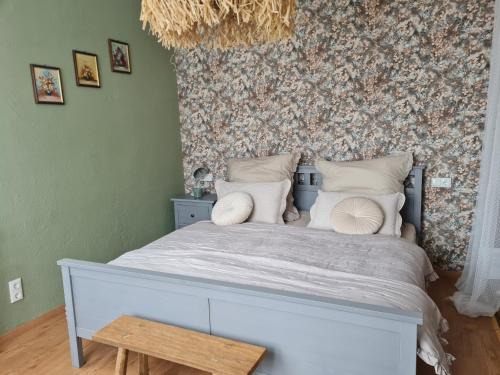 Lichtenhain Apartment | Ferienwohnung zur Linde