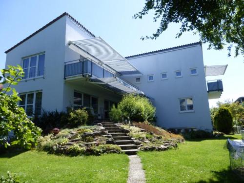 Petershausen-Ost Apartment | Ferienwohnungen Böhme