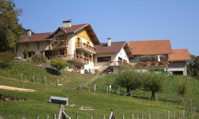 Allevard Bed & Breakfast | Ferme Auberge du Bessard