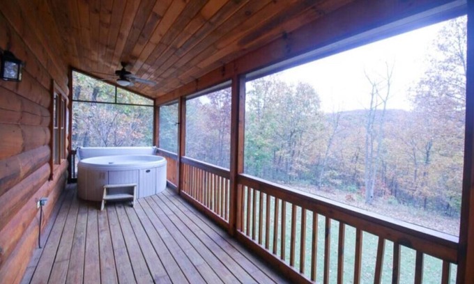 Luray Cabin | Fern Bank Cabin